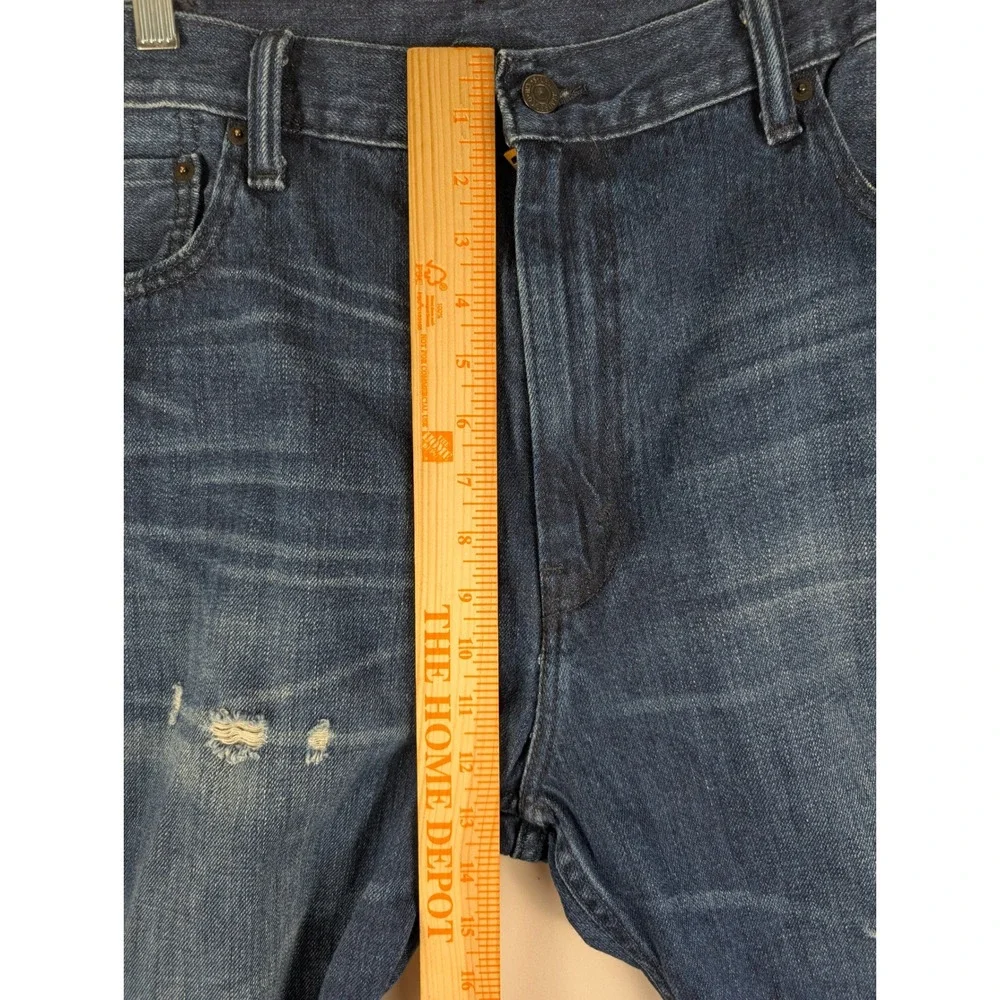 Levis levi 569